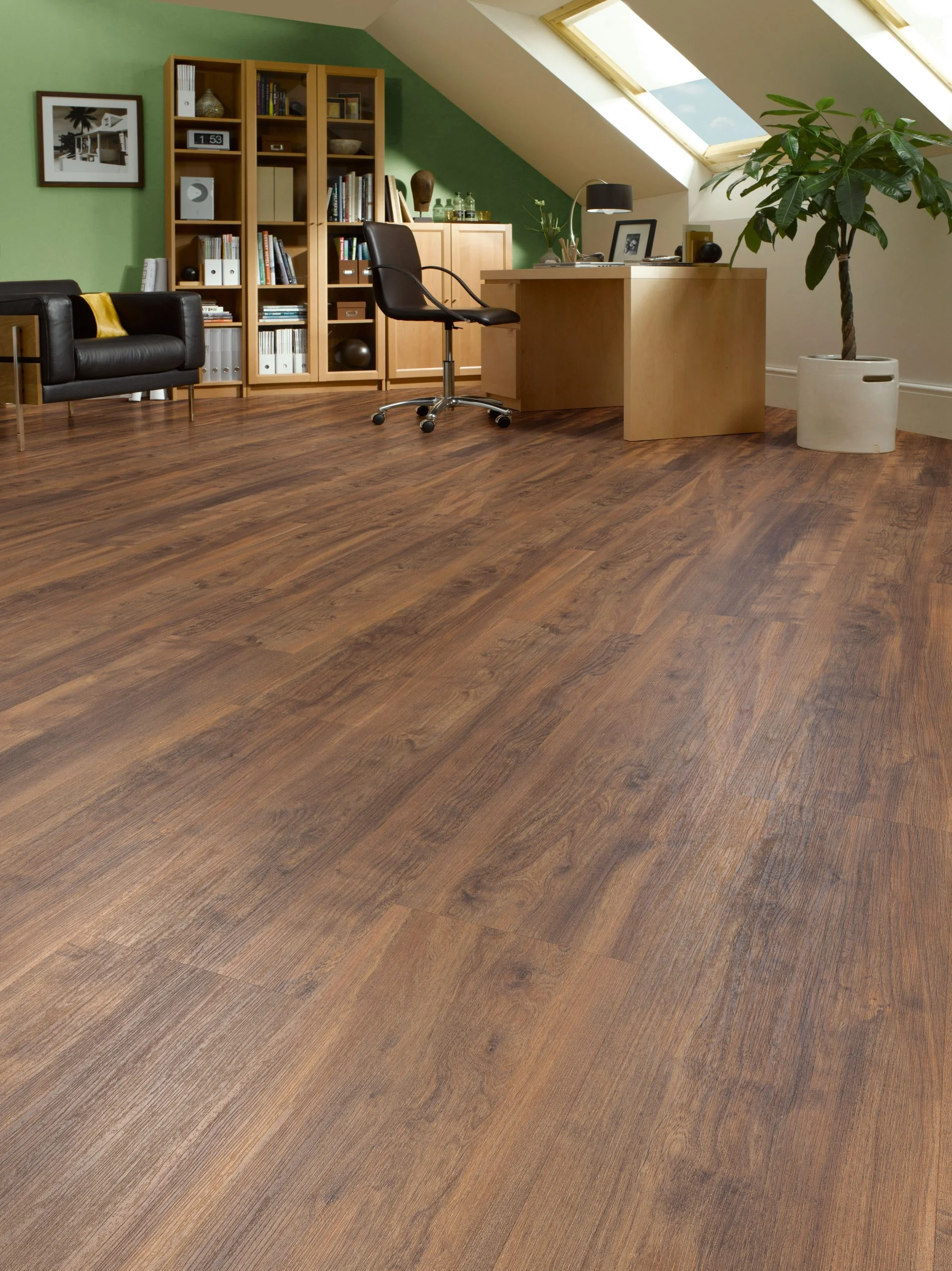 KARNDEAN LOOSELAY HERITAGE OAK LLP102-0
