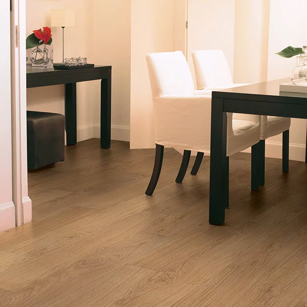 Quickstep Classic Natural Varnished Oak CLM1292