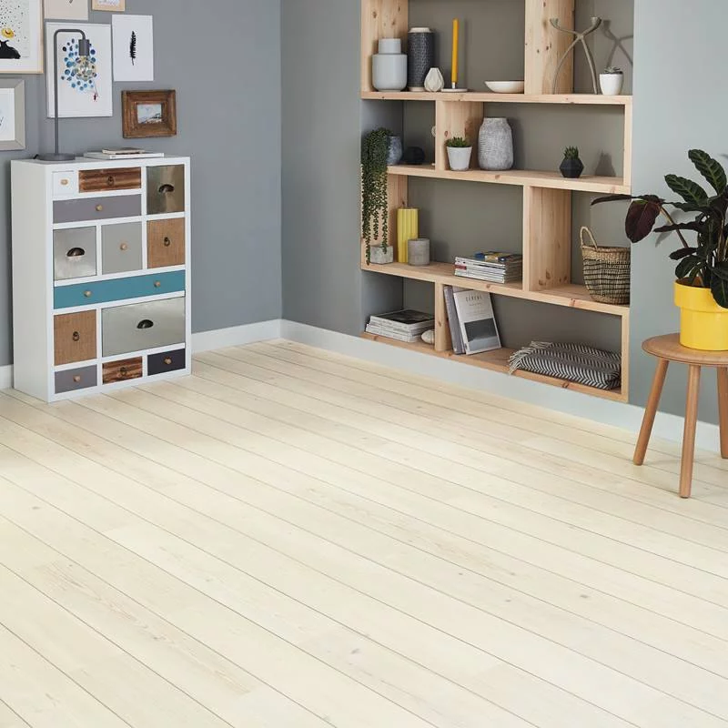 Karndean Knight Tile Washed Scandi Pine KP132