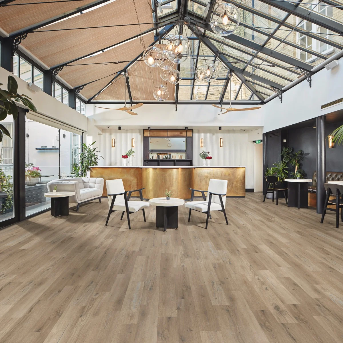 Rigid Core White Painted Oak SCB-KP105-6