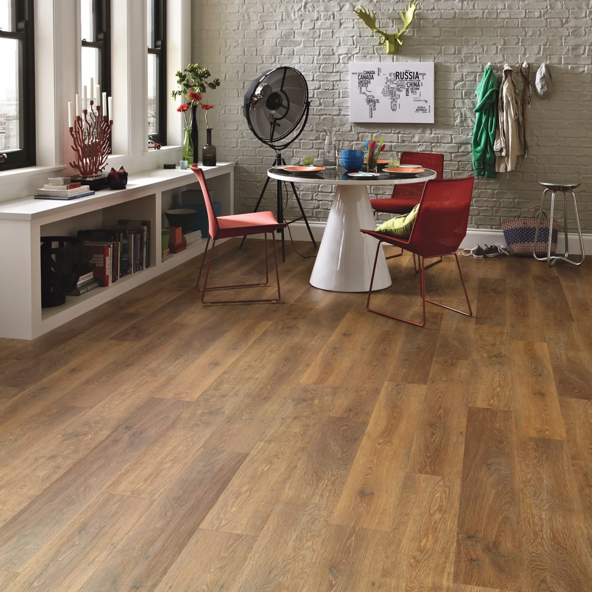 Rigid Core White Painted Oak SCB-KP105-6