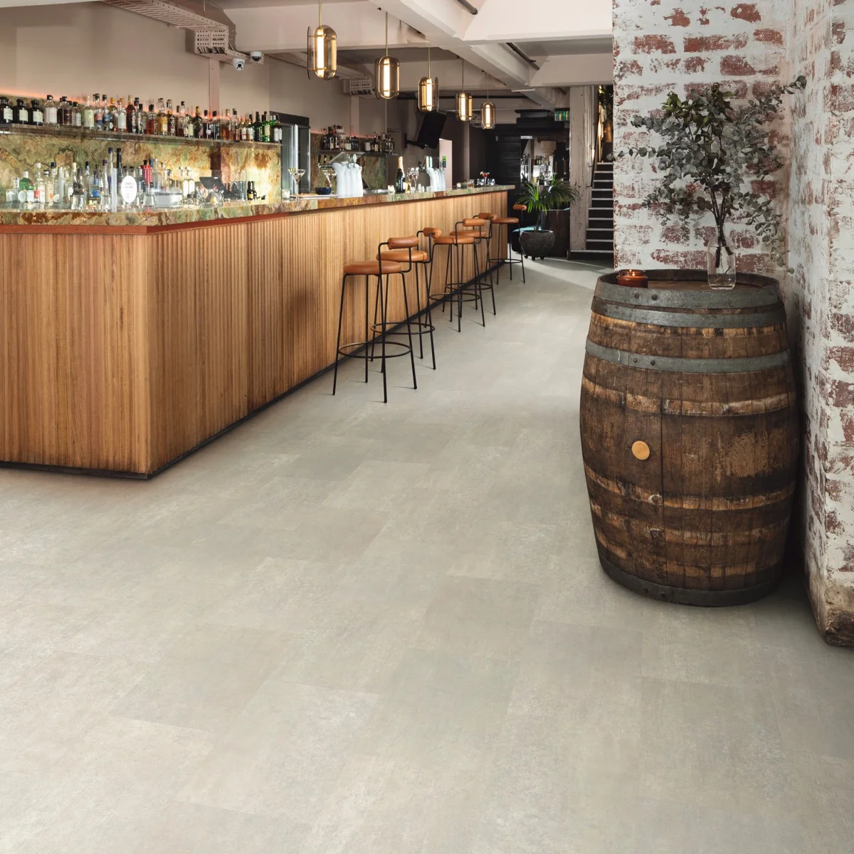 Rigid Core White Painted Oak SCB-KP105-6